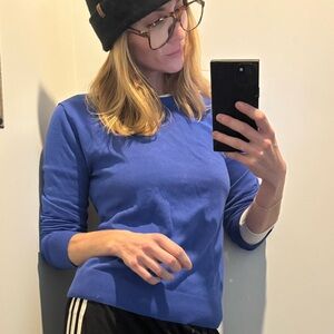 Banana republic sweater never worn M